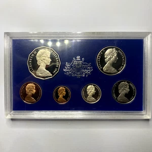 1981 Proof Coin Set - Royal Australian Mint Date Set New in Foam - Elizabeth II - Picture 1 of 3