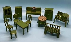 Lote de Muebles Miniatura Casa de Muñecas Metal Hierro Fundido Verde Kilgore De Colección - Imagen 1 de 22
