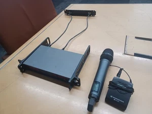 SENNHEISER 100 G3 MICROPHONE W/ 100 G2 DIVERSITY RECEIVER & SK100 G2 BODYPACK - Picture 1 of 5