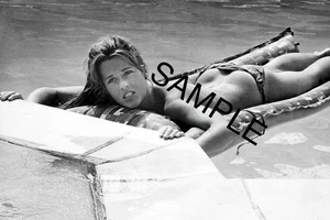 4x6 Inch Jane Fonda B&W Fine Art Photo (All 18+) MTA938 - Picture 1 of 3
