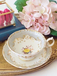 Antique Minton Q shape teacup & saucer set, handpainted flowers, grey ground - Picture 1 of 14