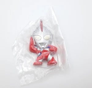 Ultraman Cosmos Corona Mode 1.5" magnet figure toy vintage 2001 - Picture 1 of 1