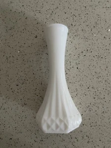 Vintage Hoosier White Milk Glass Long Stemmed Rib Bud Vase diamond waffle base - Picture 1 of 11