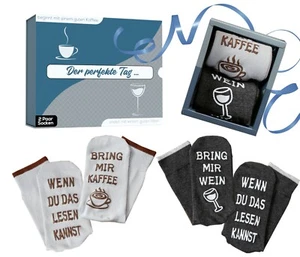 Socken Geschenkset für Frauen und Männer mit Spruch auf Sohle, 2 Paar, 36-43 - Bild 1 von 6