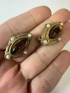 Vintage Earrings Clip On 1928 Brand Root Beer Glass Cabochon Elongated - Picture 1 of 4