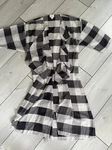 LULAROE SHIRLEY KIMONO COVER UP PLAID GREY SMALL S NWOT CHIFFON - Picture 1 of 2