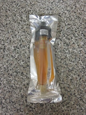 New Spectroline GS-3/E Fluorescent Leak Detection Dye Additive Glo-Stick Capsule - Image 1 of 4