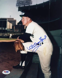 Foto Whitey Ford FIRMADA 8x10 de los Yankees de Nueva York 74 PSA/ADN AUTOGRAFIADA - Imagen 1 de 1