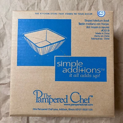 Cuenco mediano cuadrado a rayas Pampered Chef, #2019, NUEVO Foto 1 de 4