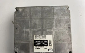 Toyota RAV 4 (XA20) Motorsteuergerat/-modul 89661-05690 - Picture 1 of 3