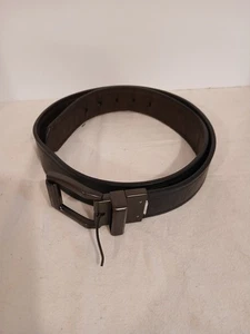 Cinturón reversible de una sola punta para hombre Levi's negro y marrón talla 38 - Imagen 1 de 4
