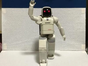 Honda ASIMO robot premium clock novelty alarm messenger from sunday used/good - Picture 1 of 12