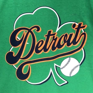 Detroit Shamrock T-Shirt Large Lucky Baseball Tee 100% Preshrunk Cotton - Picture 1 of 10