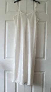 Gorgeous ladies cream silky nightie from BHS, size 14 (Eur 42) - Picture 1 of 2