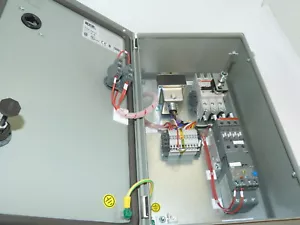 Pannello Avviamento Motore Combinato 5 HP 240V N4/12 ABB Breaker Disco ELO CPT HOA - Foto 1 di 4