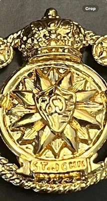 Designer ST JOHN Goldtone Replacement Button - Image 1 of 4