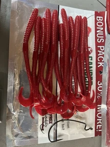 Gander Mountain Finesse Gusano 5.5" Cola Rizada Paquete de 20 PEGATINAS CANELA CON GANCHO - Imagen 1 de 12