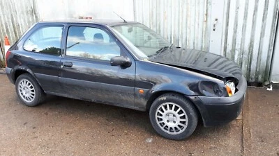 Ford Fiesta Black breaking spares black leather seats 3 door mk5 spares parts / - Image 1 of 4