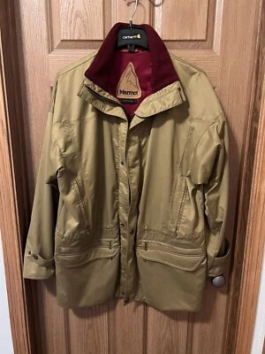 Abrigo informal de vestir forrado de vellón tostado caqui Marmot - talla grande Foto 1 de 4