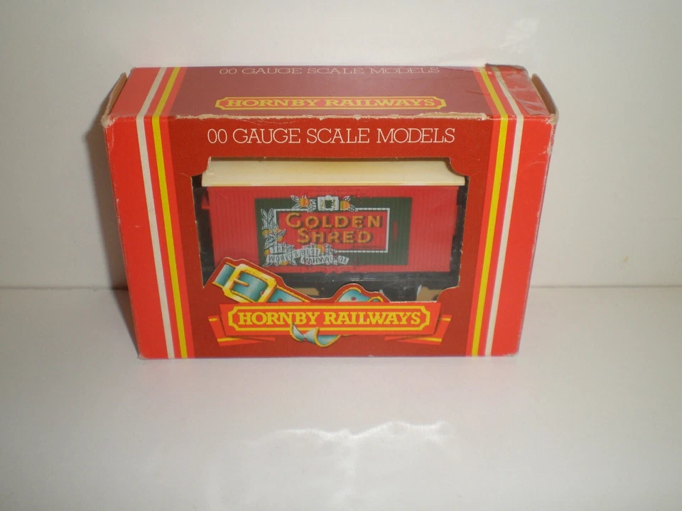 Hornby R.009 Golden Shred 12T Closed Van Wagon very rare - Image 1 of 1