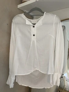 Ministry Of Style Top - Picture 1 of 2