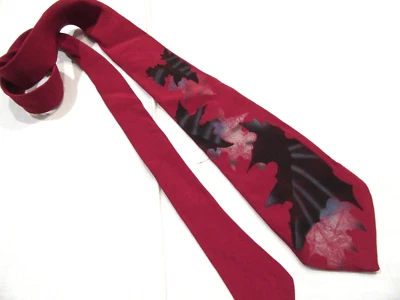 VINTAGE TIE NECKTIE 1940 CREPE AIR BRUSH STENCIL LEAVES GOTH BLACK ROCKABILLY 46 - Image 1 of 4