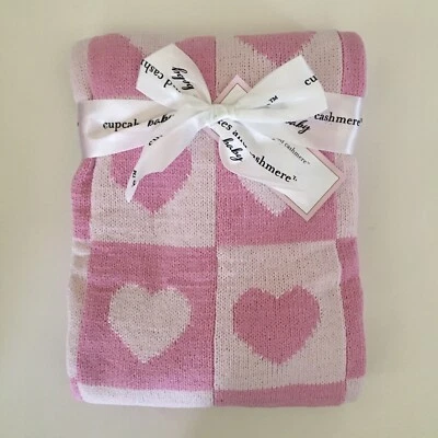 NUEVA Manta Bebé Reversible Rosa Estampado Corazón | Cupcakes y Cachemira Foto 1 de 4