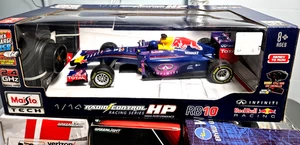 Coche Maisto Red Bull Infinity Racing Series RC INDY escala 1/14 - Imagen 1 de 9