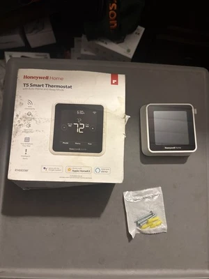 Honeywell Home T5 Wi-Fi Smart Thermostat - RTH8800WF - Image 1 of 2