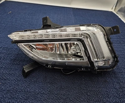TYC 19-6241-00-9 Fog Light Lamp/LED DRL Right Passenger for 19-20 Hyundai Tucson - Image 1 of 4