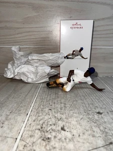Hallmark Andenken Ornament 2015 Jackie Robinson MCM in Box - Bild 1 von 18