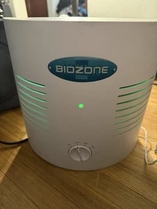 Biozone Portable BZ-PR 90/10 air purifier) Works Great $400 MSRP KILLS GERMS - Picture 1 of 8