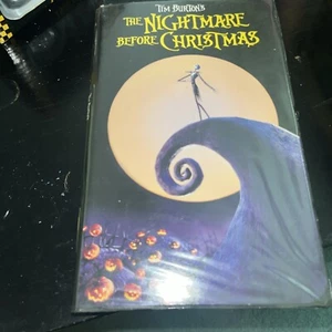 VHS TAPE: Tim Burton's The Nightmare Before Christmas, Touchstone 2236 - Picture 1 of 3