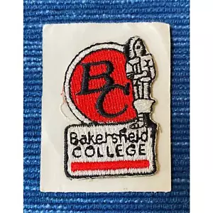 Parche bordado vintage Bakersfield College 2" 982A - Imagen 1 de 1
