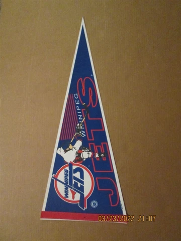 NHL Winnipeg Jets Vintage Circa 1990's Player Shooter Team Logo Hockey Pennant Cover