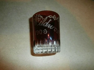 Vidrio rubí rojo flash recuerdo vintage madera silvestre 1905 perla - Imagen 1 de 6