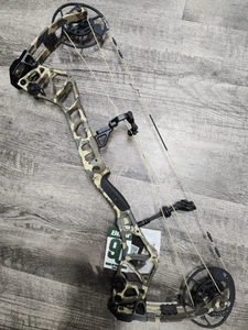 BEAR ARCHERY - Execute 30 - LEFT HAND - 70 - Fred Bear Camo - Let-off 75 to 90 - Picture 1 of 6