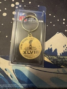 NFL Super Bowl 48 Logo Bronze Keychain 2014 Seahawks Vs Broncos - Picture 1 of 2