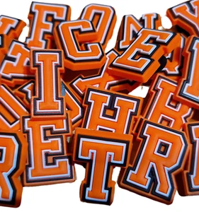 ✨A - Z Letras Cocodrilo Dijes para Zueco Zapatos Nombre Inicial Palabra Blanco Naranja Negro✨ - Imagen 1 de 28