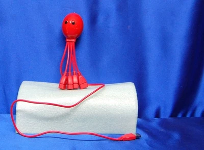 4 Watt USB 2.0 Octopus Hub Splitter RED Real CUTE Octopus - Image 1 of 4