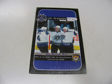 JS15 Los Angeles Kings 2001/02 NHL Hockey Pocket Schedule - Bud Light
