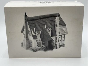 Dept 56 Heritage Dickens Village Series Oliver Twist "Maylie Cottage" #5553-0 - Bild 1 von 11