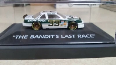 HARRY GANT SKOAL BANDIT RACING 1:64 FUNDIDO A PRESIÓN ADULTO COLECCIONABLE EN ESTUCHE DE PLÁSTICO Foto 1 de 4