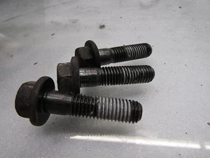 Volvo V70 Mk2 97-00 2.4 D5 D5244T front engine mount bolts nuts - Picture 1 of 3