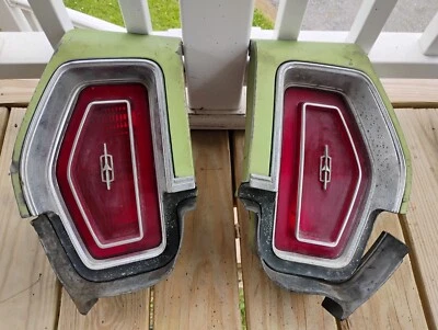 1971 Oldsmobile Delta 88 Custom Royale LH/RH Rear Quarter Extension & FILLER Foto 1 de 4