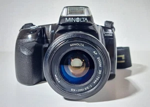 Minolta Vintage Dynax 300si analoge Spiegelreflexkamera 35mm GETESTET - Bild 1 von 9