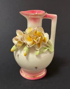 VINTAGE DARBYSHIRE AUSTRALIAN POTTERY MINIATURE JUG WITH APPLIED FLOWERS AF - Picture 1 of 14
