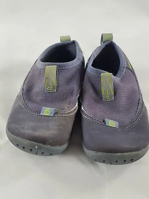 Zapatos de agua Teva para niños pequeños jóvenes talla 10 grises/grises verdes usados en excelente estado Foto 1 de 4