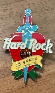 Hard Rock Café London 25 Years Est 1971 Heart & Dagger HRC Hat Pin - Brooch - Picture 1 of 2