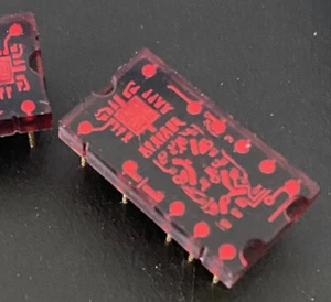 Texas Instruments TIL311/DIS1417 Hexadecimal Smart Displays (with logic) - Picture 1 of 1